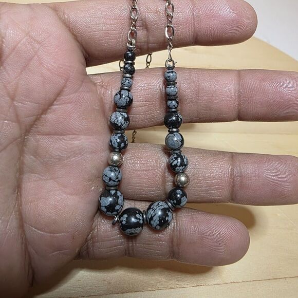 Sterling Silver 925 Snowflake Jasper Graduated Beaded Necklace 18 Inches Long - Picture 1 of 8
